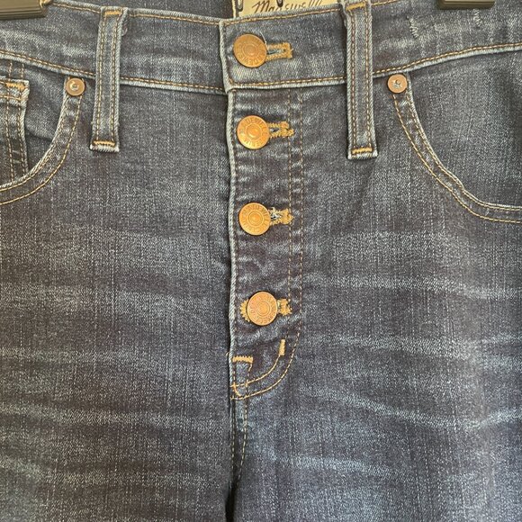 Madewell Tall 9" High Rise Skinny Jeans in Hayes Wash: Button-Front Edition - Picture 4 of 8